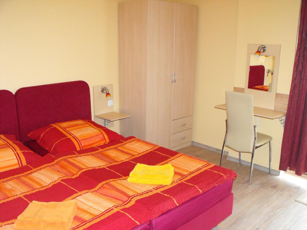 Pension Fuerst Borwin Markgrafenheide Quarto foto